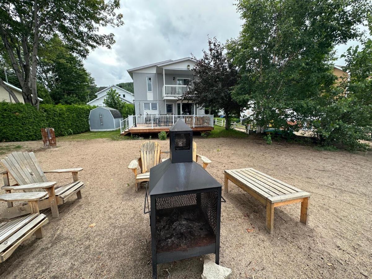 Maison Sur Le Lac Desbiens Ngoại thất bức ảnh